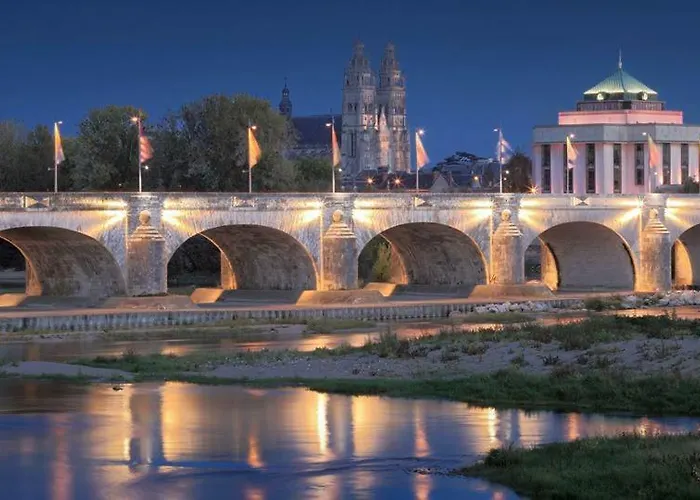 La Balancoire טור