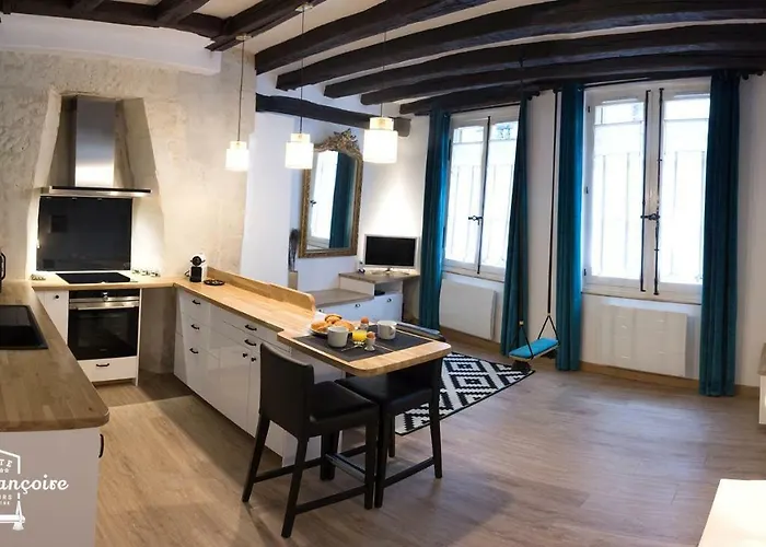 La Balancoire Apartment *