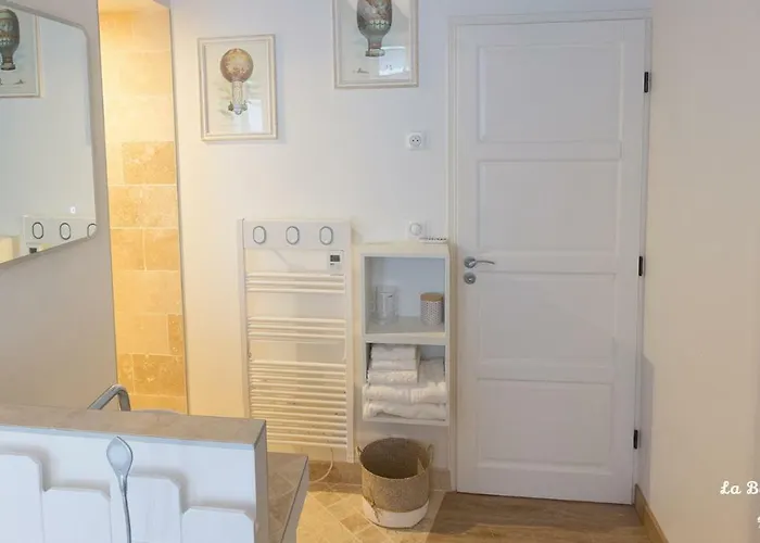 La Balancoire * טור